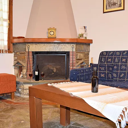 φιλυρέα - 3 Pensionat 4*